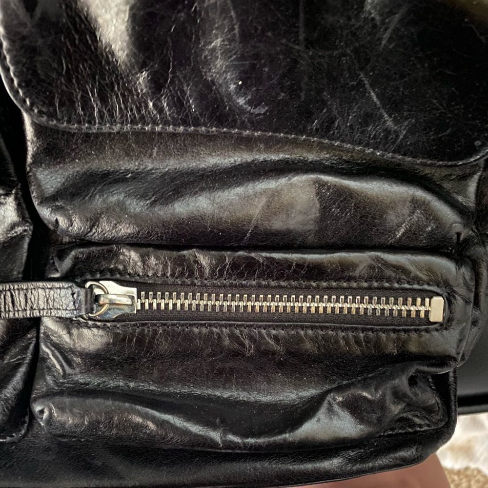 Auth HOBO BAG nwt leather purse. There is a matching wallet & key card SEE ALL - Picture 12 of 16